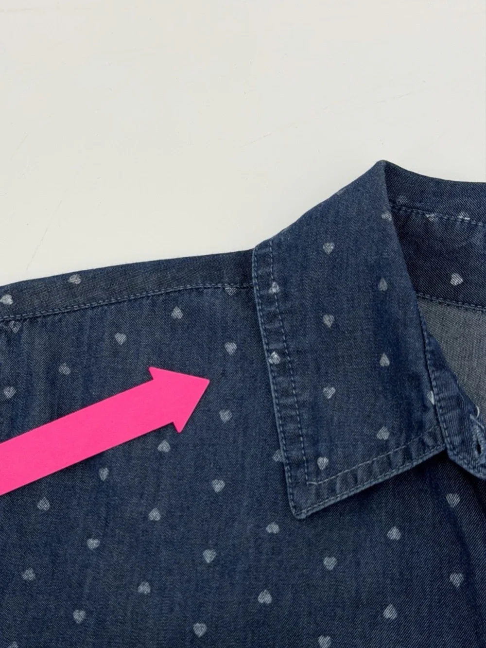 LOFT Softened Chambray Heart Print Button Down Shirt Size Small 100% Cotton - Picture 11 of 12